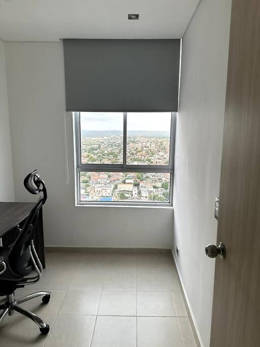 Luminoso Y Confortable Apartamento *